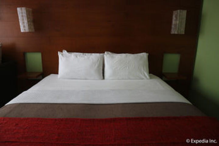 Room 14 of 34