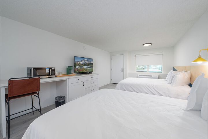 Room 9 of 24