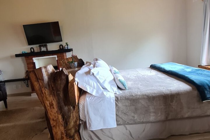 Room 9 of 37