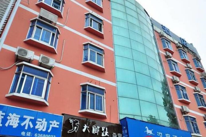 Hotel 18 of 21