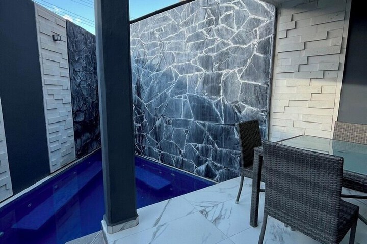 Terrace/Patio 17 of 28