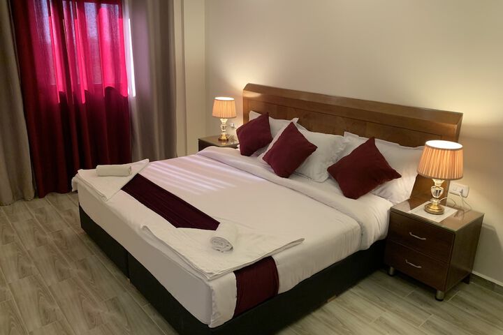 Room 17 of 65