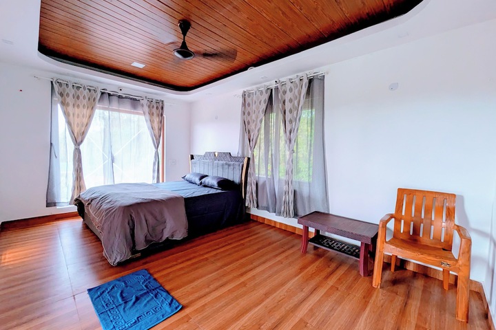 Room 5 of 28