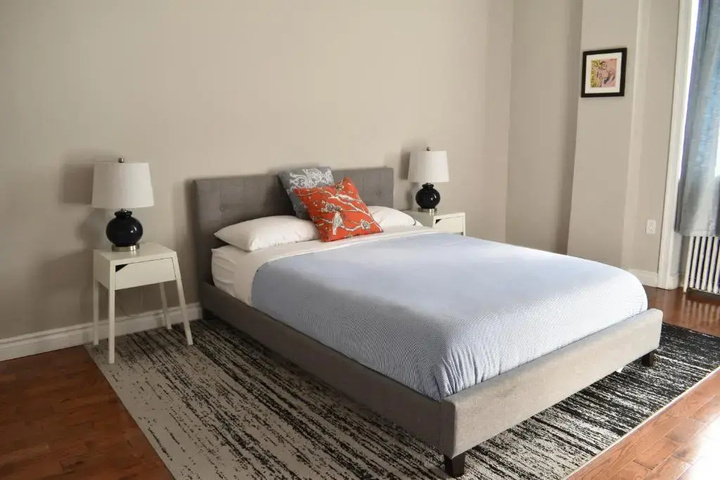 Room 2 of 11
