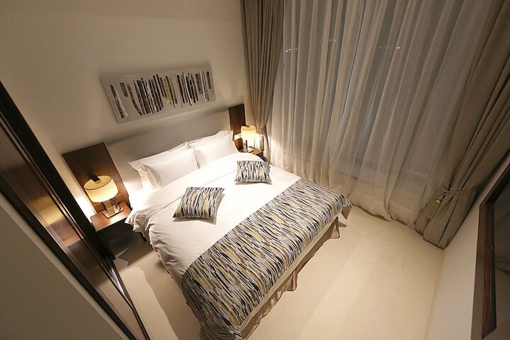 Room 17 of 61