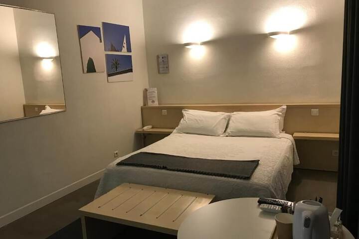 Room 10 of 53