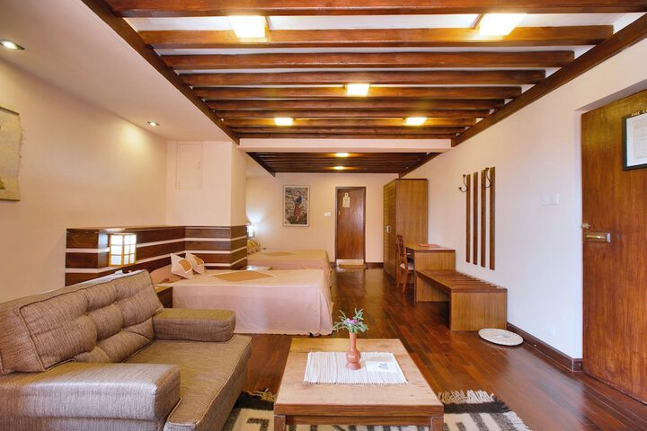 Room 10 of 82