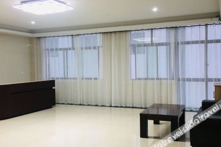 Hotel Interior 17 of 40