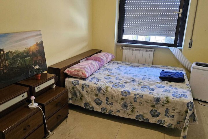 Room 21 of 49