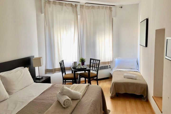 Room 10 of 36