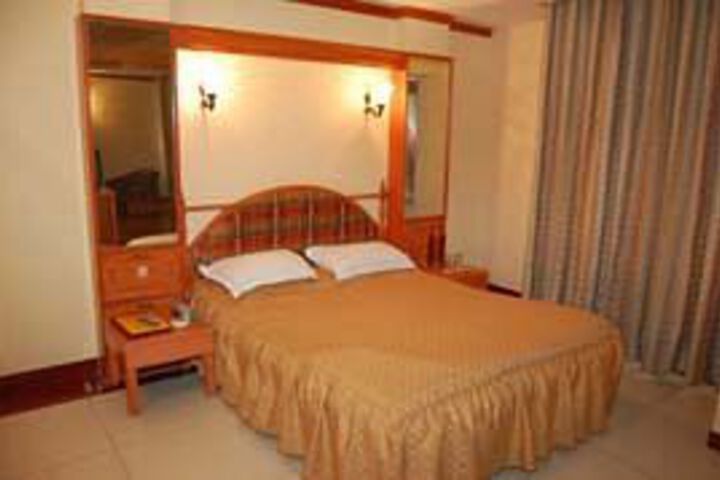 Room 7 of 22