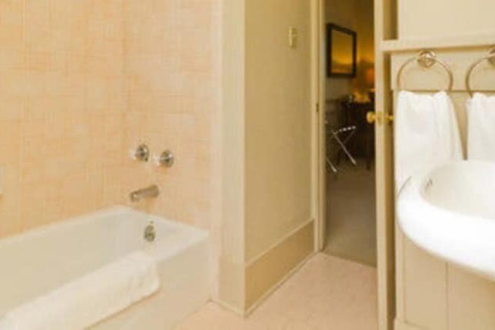 Room 154 of 278