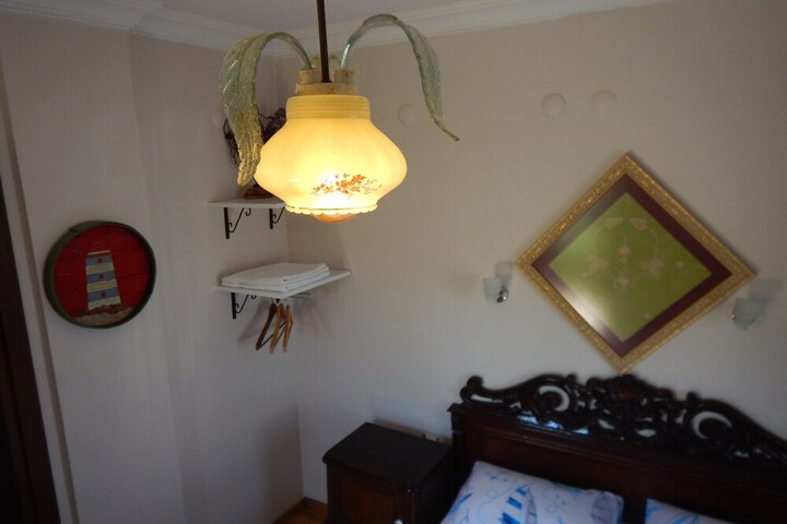 Room 52 of 92