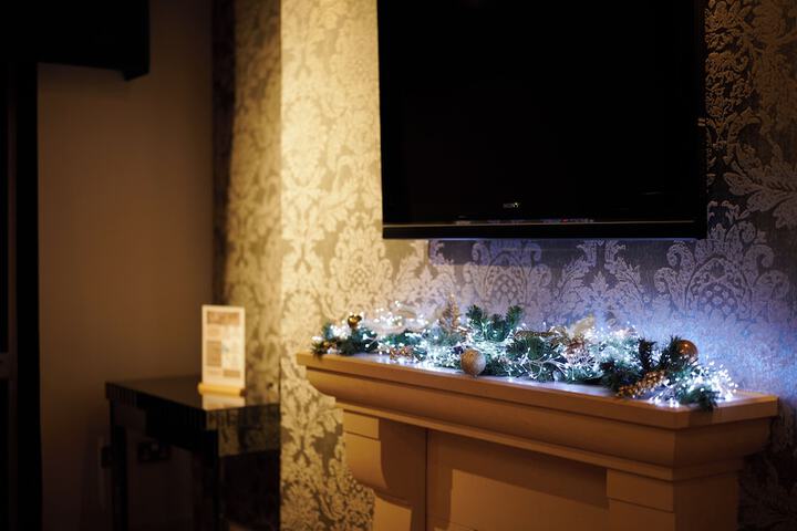 Lounge 106 of 143