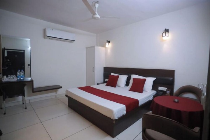Room 14 of 46