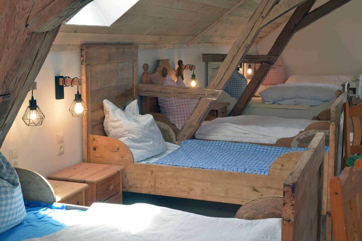 Room 14 of 24