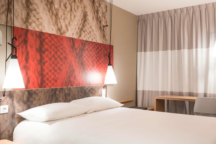 Room 10 of 79