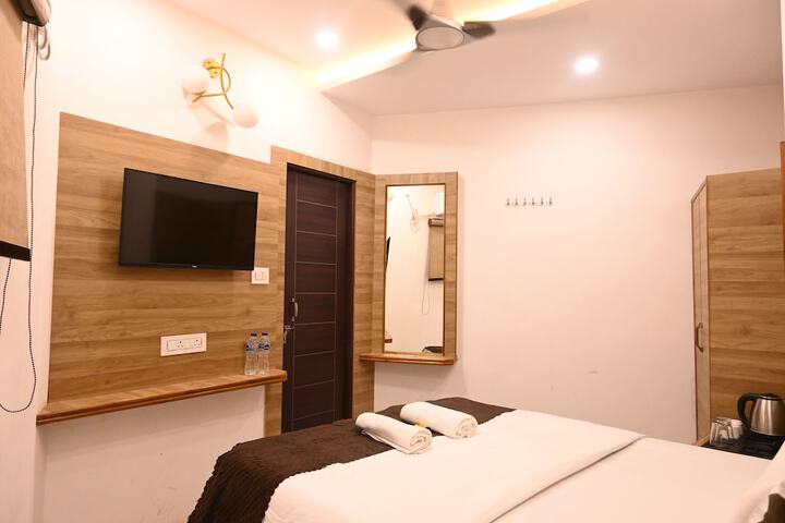 Room 58 of 86