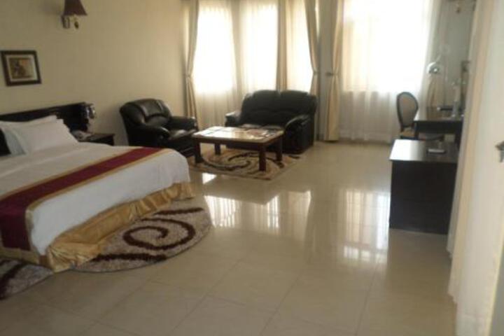 Room 43 of 45