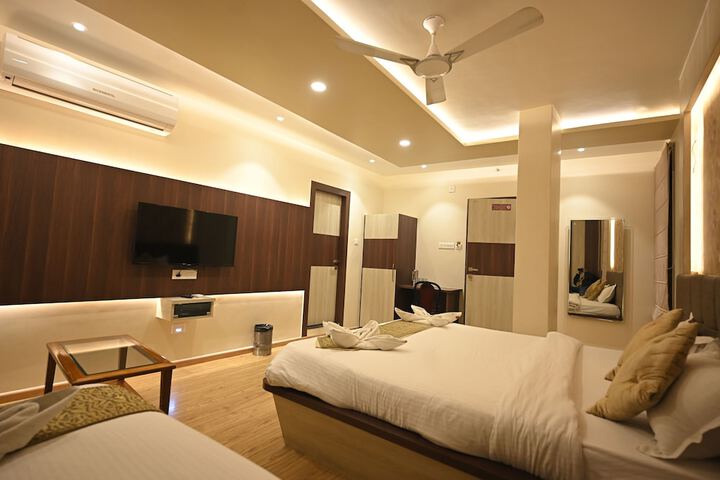 Room 18 of 35
