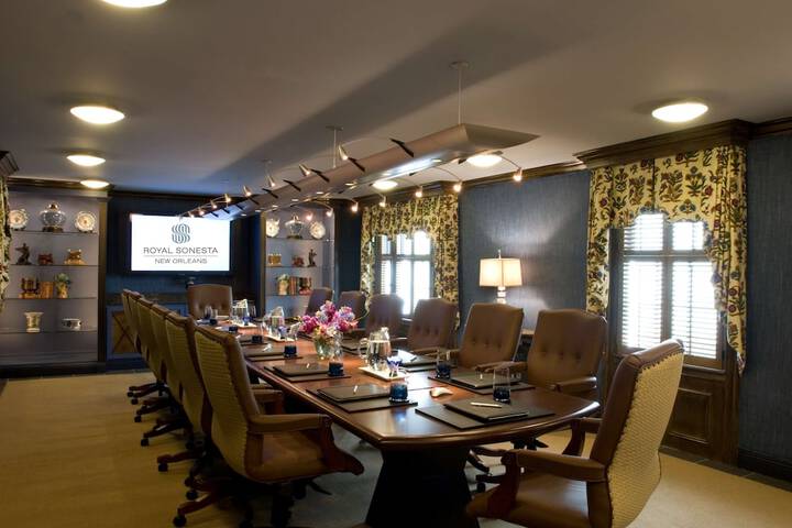 Meeting facility