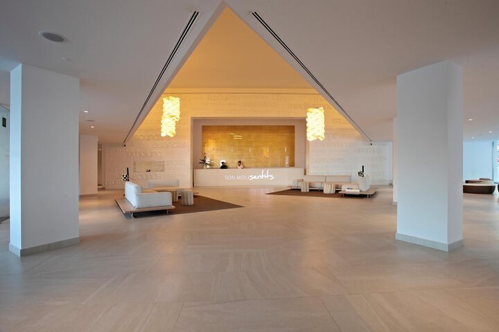 Lobby Entry