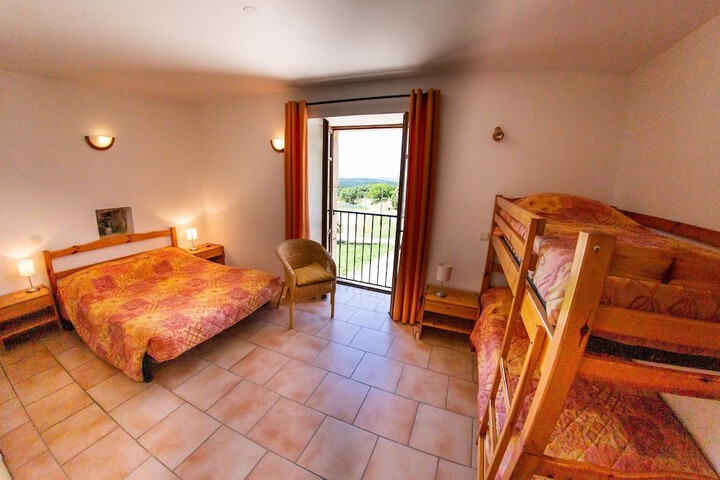 Room 5 of 54