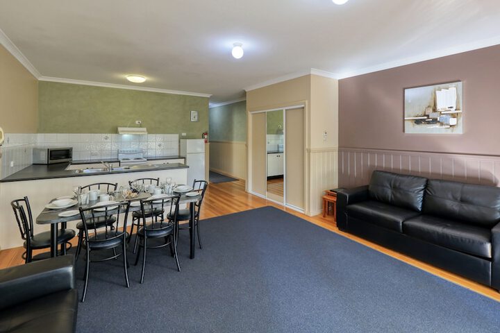 Room 21 of 50