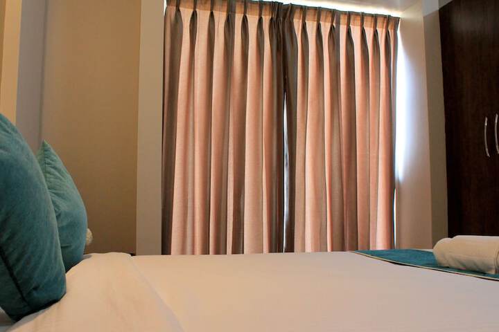 Room 8 of 63
