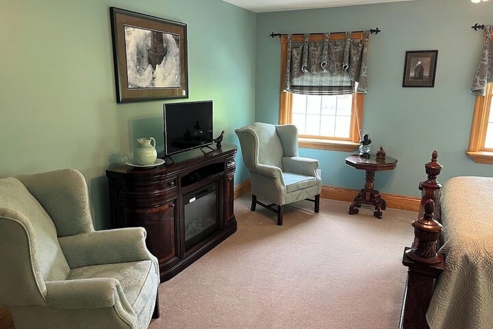 Room 3 of 48