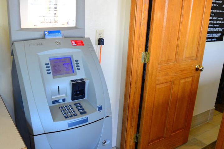 ATM/banking on site