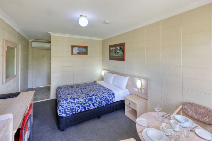 Room 8 of 51