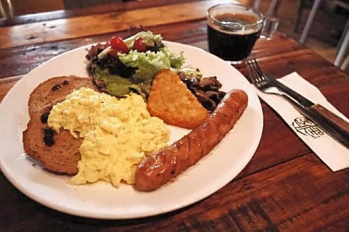 Breakfast/Coffee Service 37 of 55