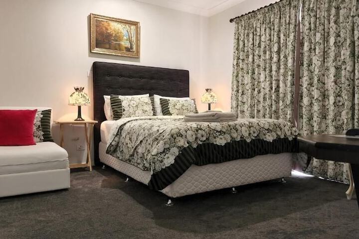 Room 25 of 78
