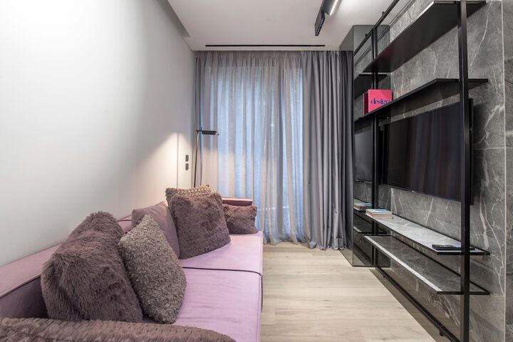 Room 7 of 182