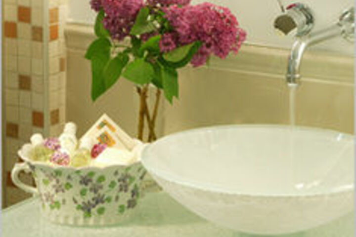 Clean Restrooms
