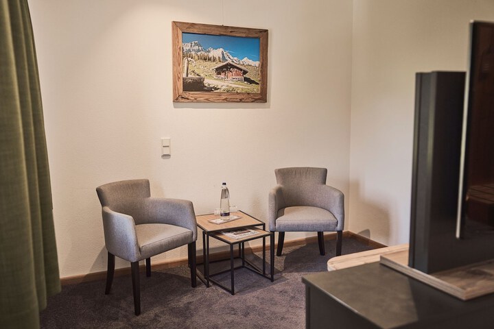 Room 5 of 56