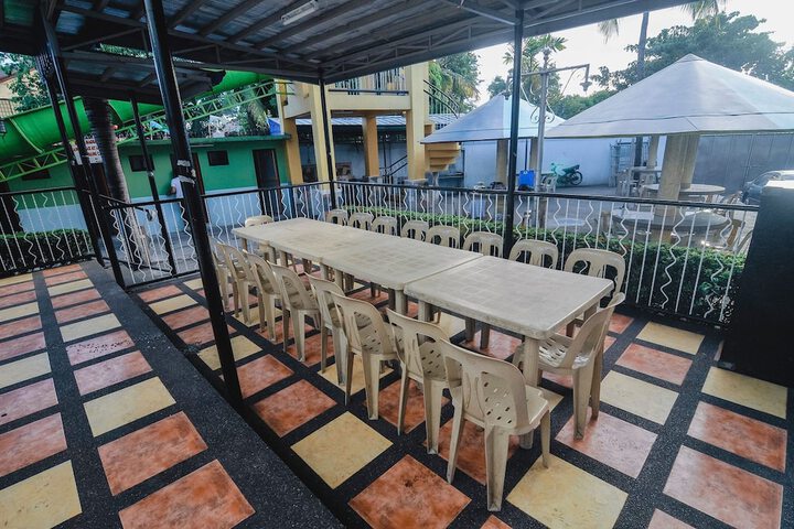 Dining 60 of 80
