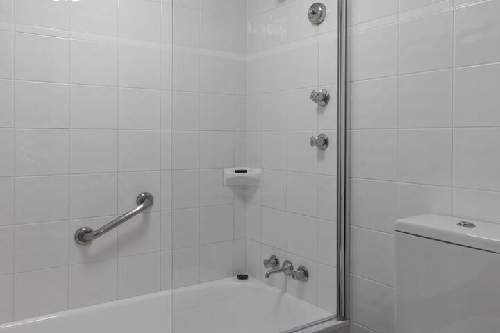 Room 45 of 105