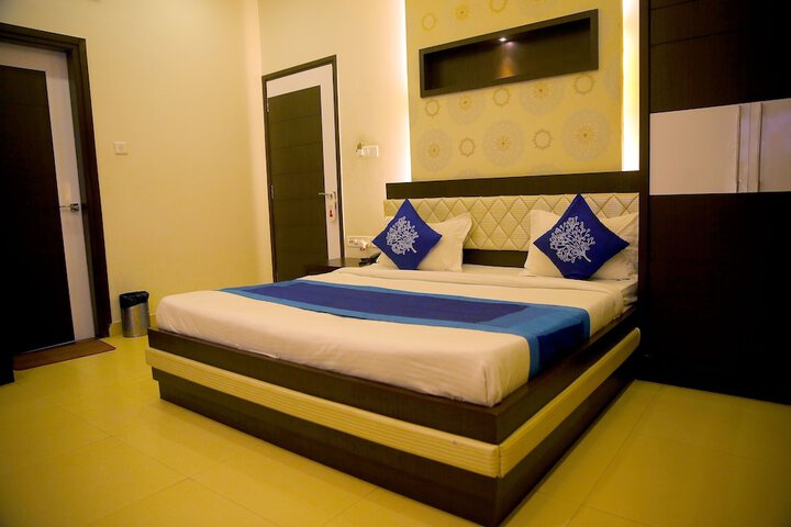 Room 10 of 63
