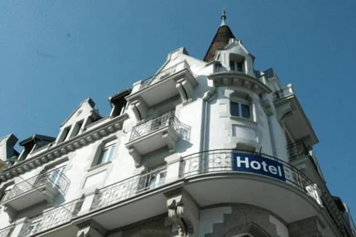 Hotel 33 of 36