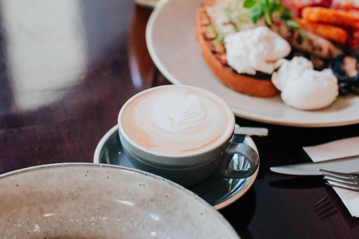Breakfast/Coffee Service 85 of 137