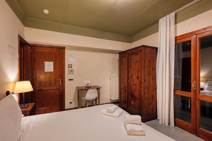 Room 37 of 112