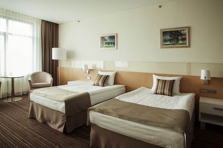 Room 21 of 63