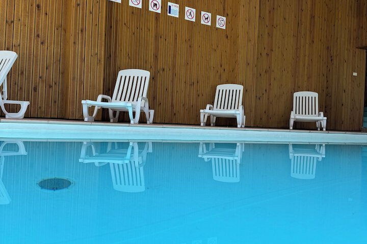 Pool 18 of 48