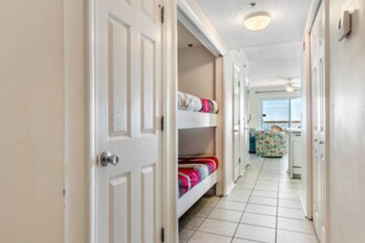 Room 192 of 200