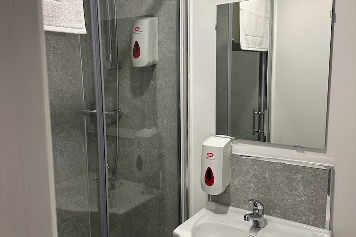 Room 14 of 21