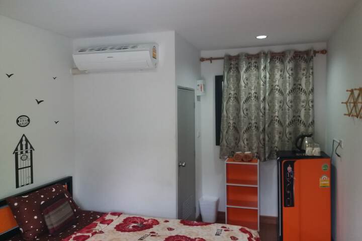 Room 5 of 22