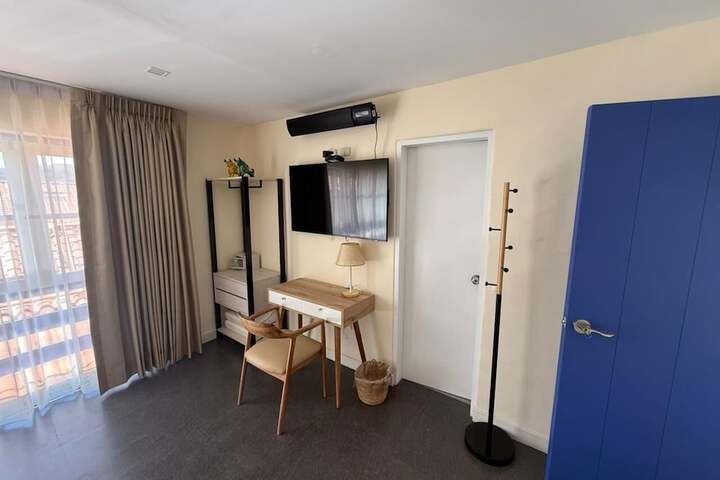 Room 14 of 73