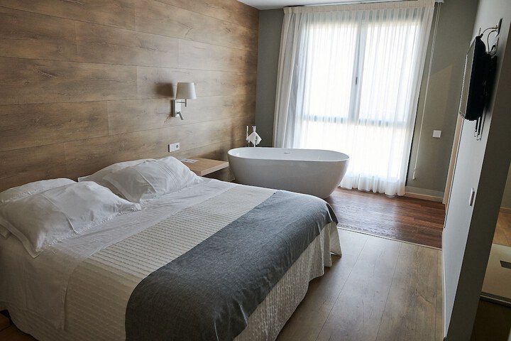 Room 15 of 56